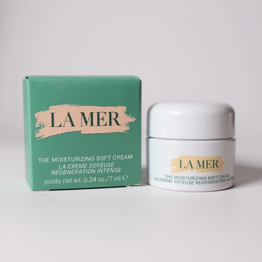 La Mer Moisturizing Soft Cream 0.24 oz Intense Hydration NIB .5 oz. is $100❣️